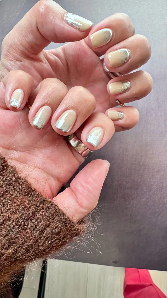 ネイル ニュアンスネイル Atelier Ariのネイルデザイン