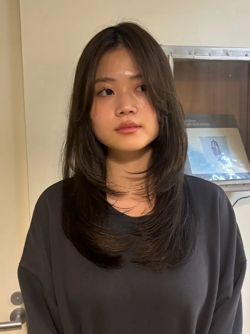 ロング カラー 透明感/暖色カラー ミウのヘアスタイル