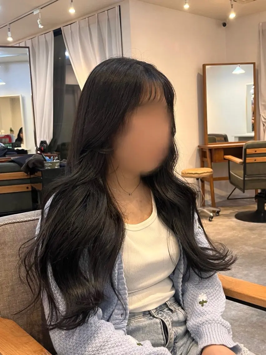 カラー diva REMIのヘアスタイル
