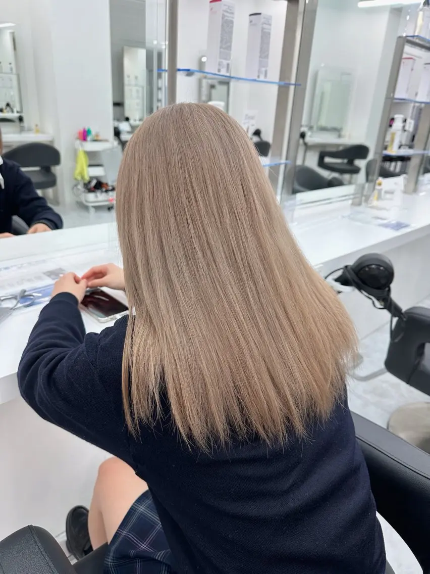 ミディアム カラー ヘアカラー トリートメント ヘッドスパ ヘアセット レイヤーダブルカラー KYONのヘアスタイル