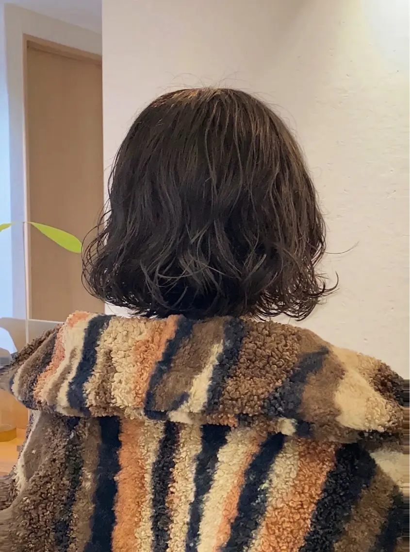 ミディアム ミディアムパーマ ボブ カット パーマ 中村 莉子のヘアスタイル