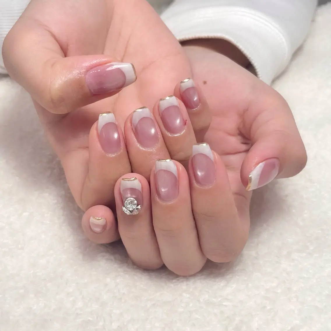 ネイル フレンチネイル マグネットネイル ミラーネイル 持ち込み ハンドネイル Leliennail オキのネイルデザイン