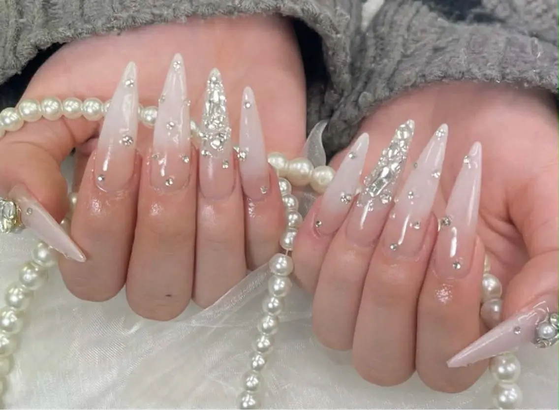 ネイル ハンドネイル REI NAIL1のネイルデザイン
