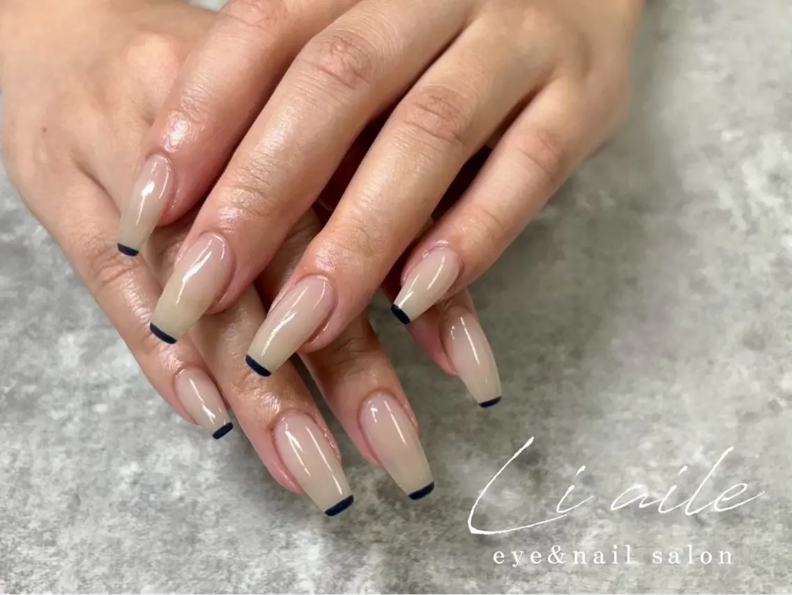 オフ込み★スキニーフレンチネイル💅(フィルイン)🚨メニュー内容部分をしっかりお読みください🚨の写真