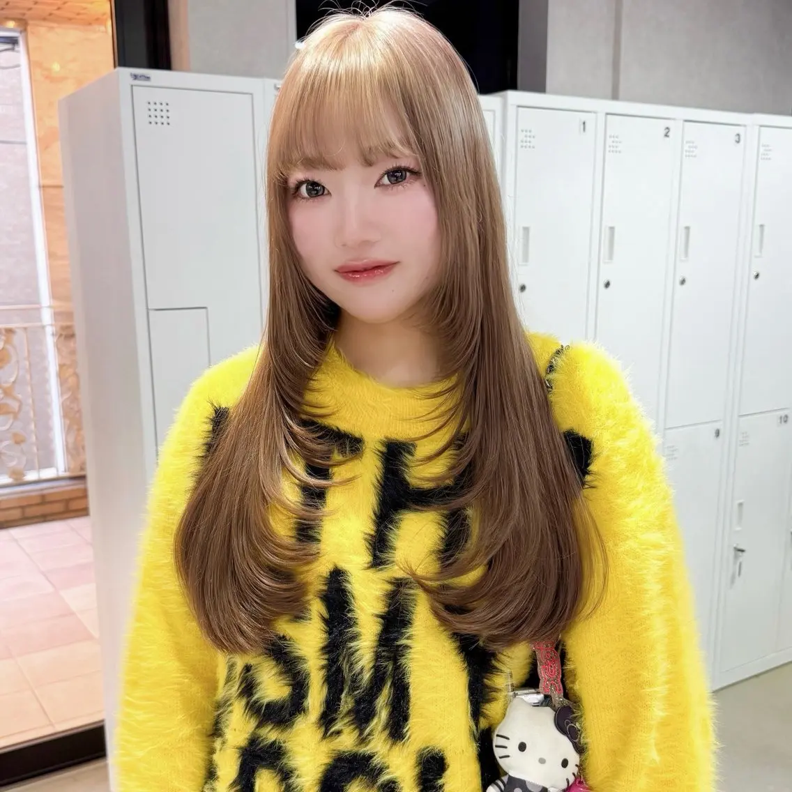 ロング カラー ベージュカラー ミルクティーベージュ レイヤーカット ヘアカラー トリートメント 🎀ミルクティー/暖 色×レイヤー/マリアのヘアスタイル