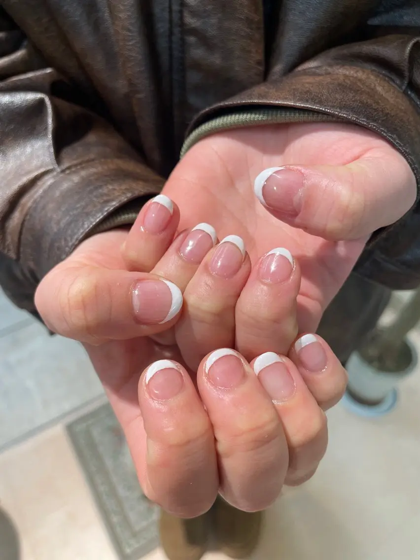 フレンチネイル【オフなし】の写真