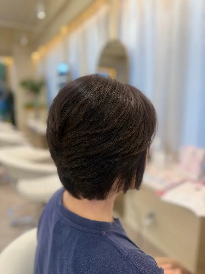【ご新規限定】カット+艶カラー(グレーカラー/ブリーチなしワンカラー)¥12,650→¥10,120の写真