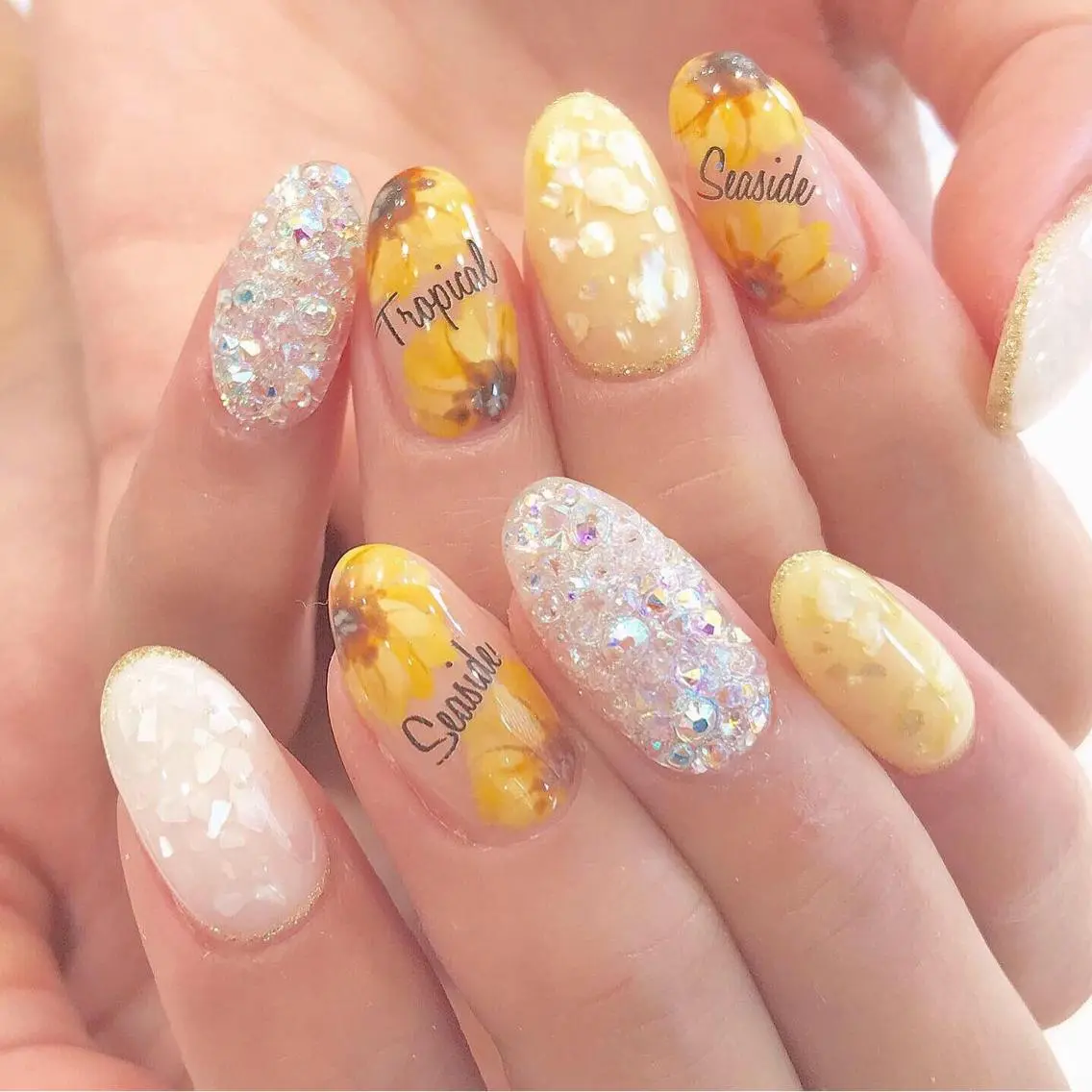 ネイル Ash関内ネイリスト 荒木のネイルデザイン
