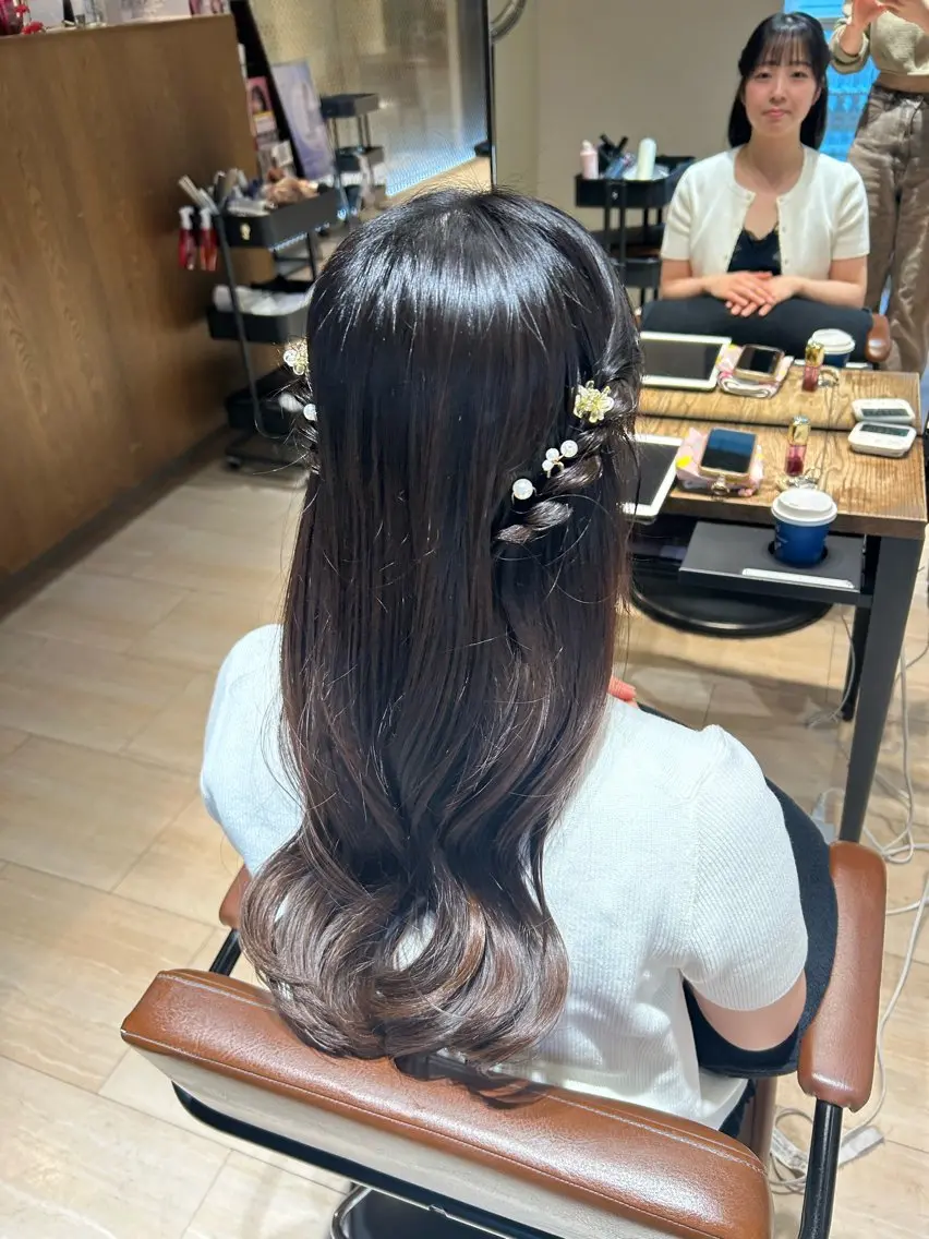 ロング ヘアセット 🎀大竹美侑/顔まわ りカット/レイヤーのヘアスタイル