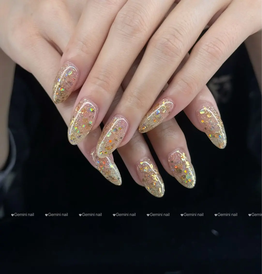 ネイル グラデーション ラメ(グリッター) ラメグラデーション Gemini nail.Yukiのネイルデザイン