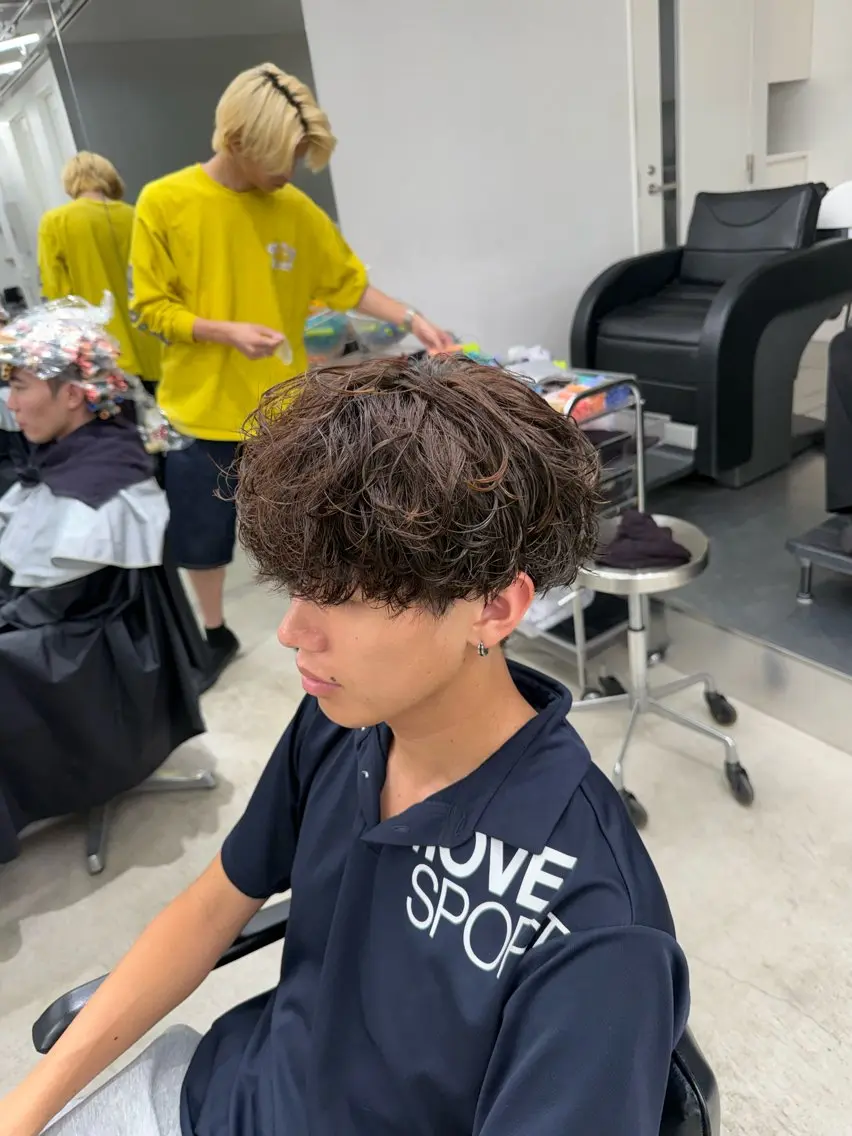 パーマ メンズ 深谷 侑亮のヘアスタイル