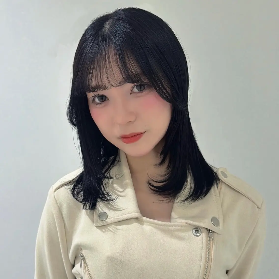 ミディアム カット ヘアカラー トリートメント ヘッドスパ ヘアセット 🇰🇷韓国ワンホン カラー🎀✨️AYUのヘアスタイル