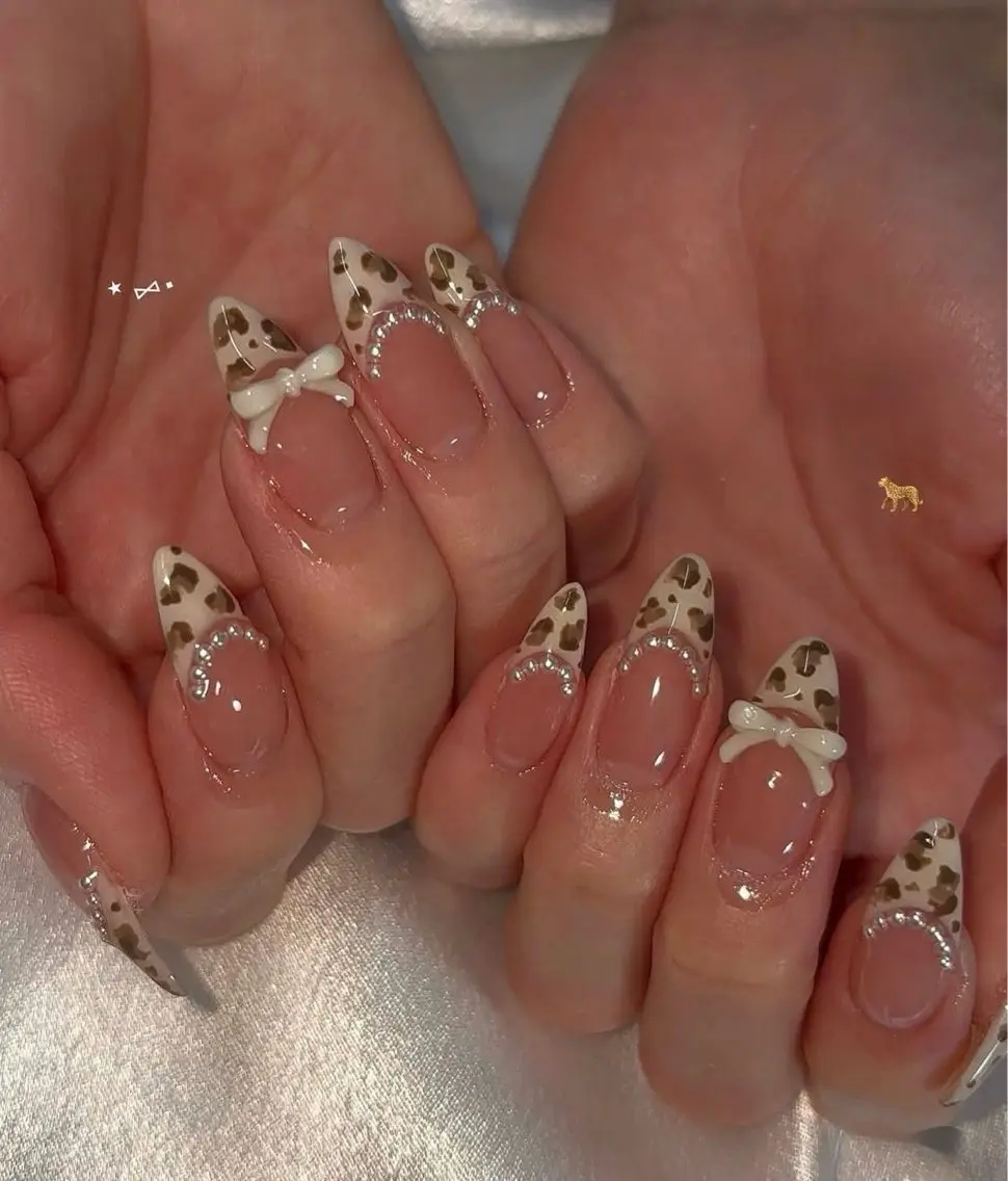 ネイル 長さ出し フレンチネイル グラデーション 卒業式 マグネットネイル ハンドネイル MIHANA NAILのネイルデザイン