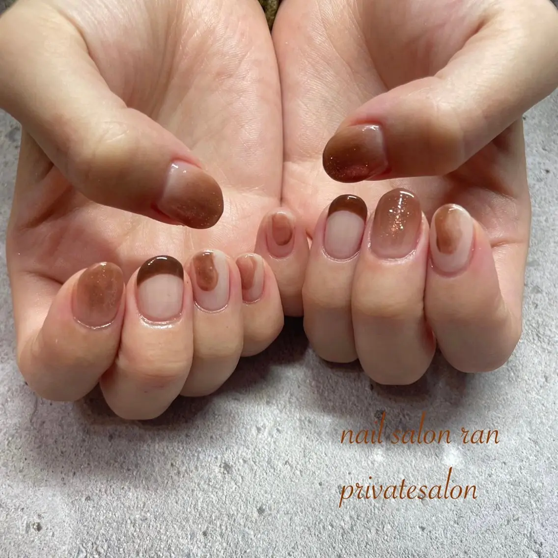 ネイル ブラウン フレンチネイル ラメ(グリッター) ハンドネイル ハンドケア nailsalon ranのネイルデザイン