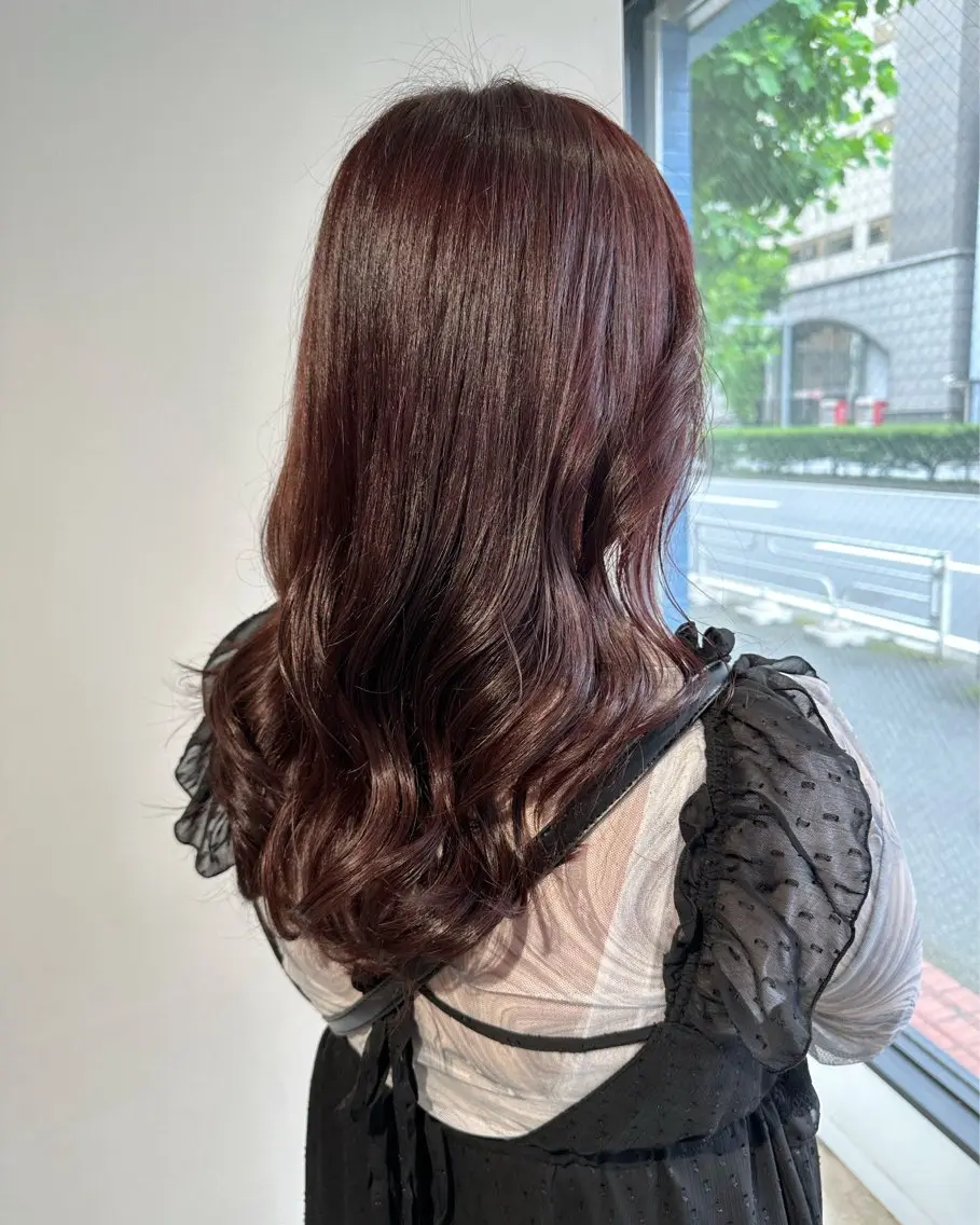 セミロング カラー ヘアアレンジ カシス 落合　眺 (オチアイ　ノゾミ)のヘアスタイル
