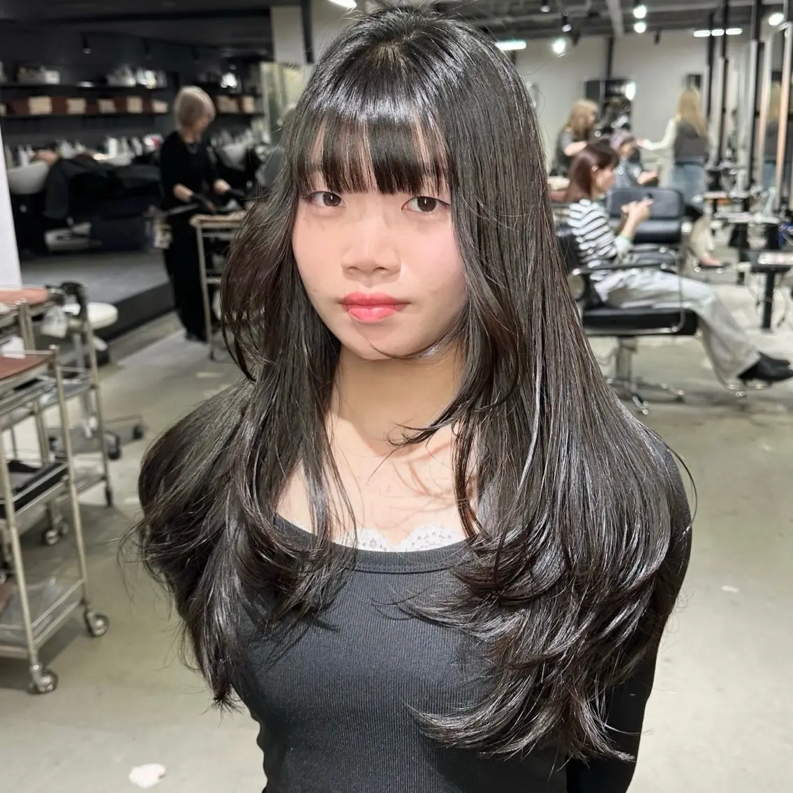セミロング ケアカラー ボブ 髪質改善 レイヤーカット トリートメント カット トリートメント 心斎橋 韓国レイヤ ー指名No.1renのヘアスタイル
