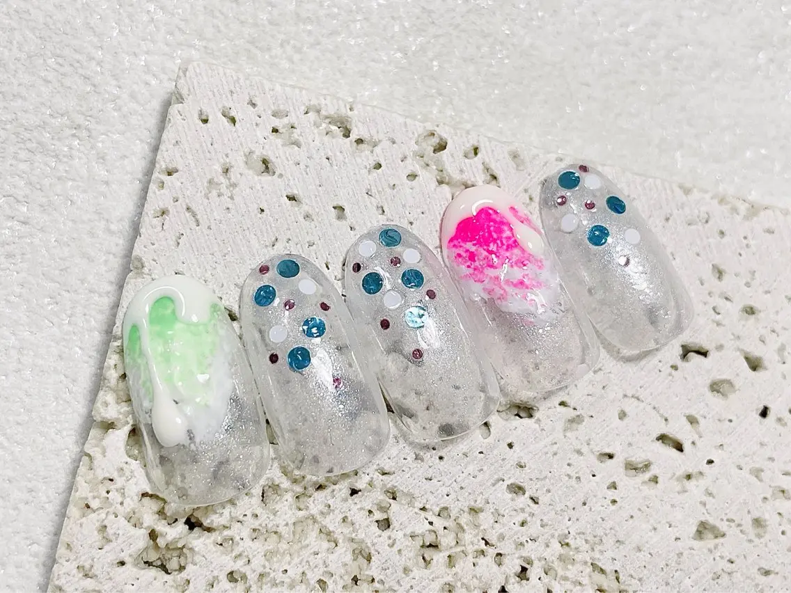 ネイル ジェルネイル 氷ネイル・うるうるネイル オフィスネイル パラジェル 夏ネイル ハンドネイル kiki nail &brow二子玉川のネイルデザイン
