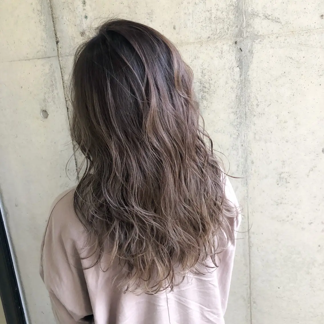 ロング カット ヘアカラー トリートメント 高橋 朝露のヘアスタイル