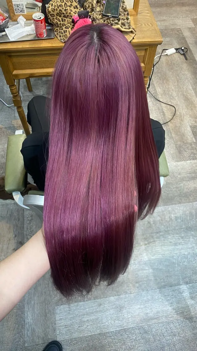 ロング カラー ブリーチ ヘアカラー 飯田 雷晟のヘアスタイル