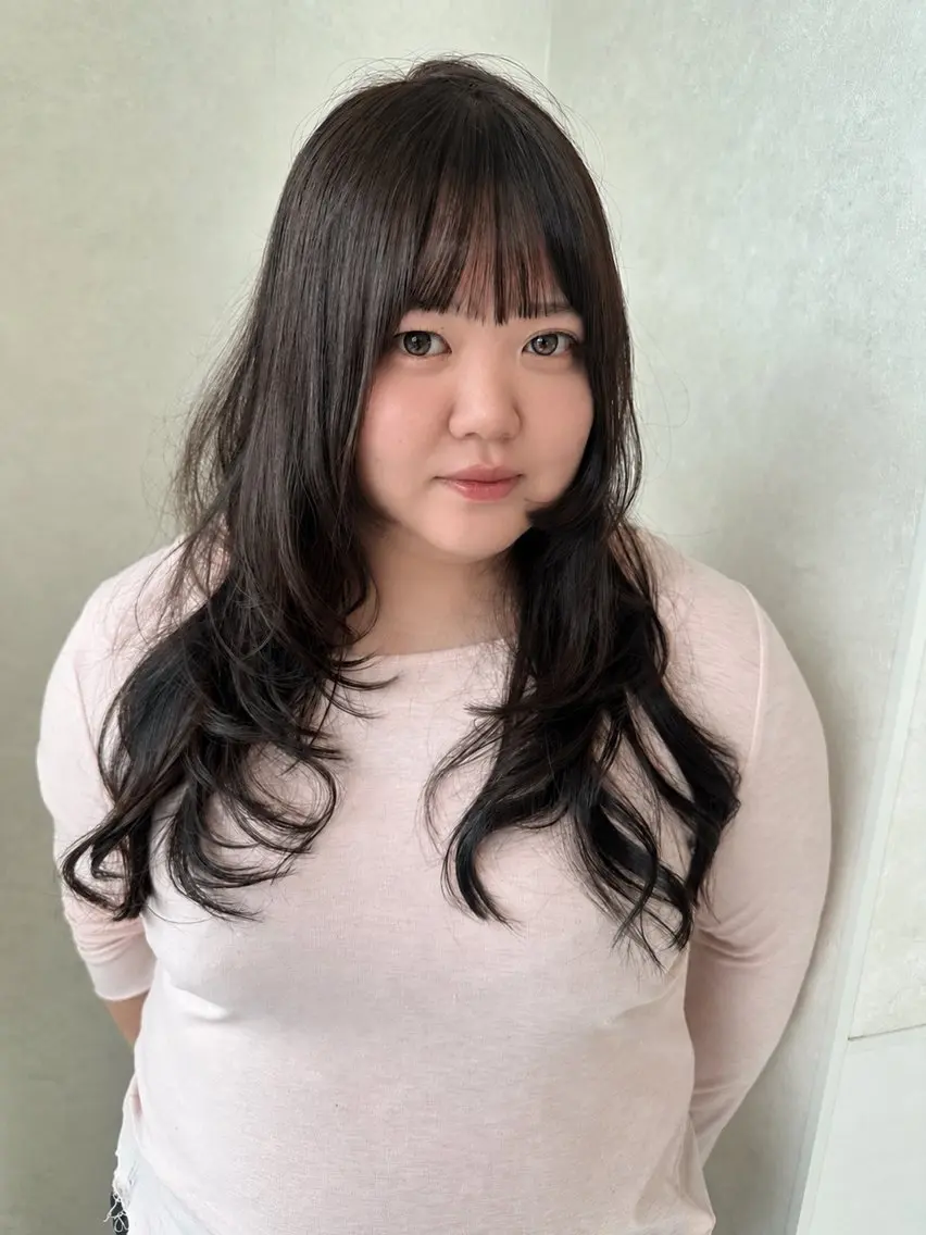 ロング ロングレイヤー レイヤーカット ロング カット ヘアカラー トリートメント 明日空きあり‼️ レイヤースタイル🩷のヘアスタイル