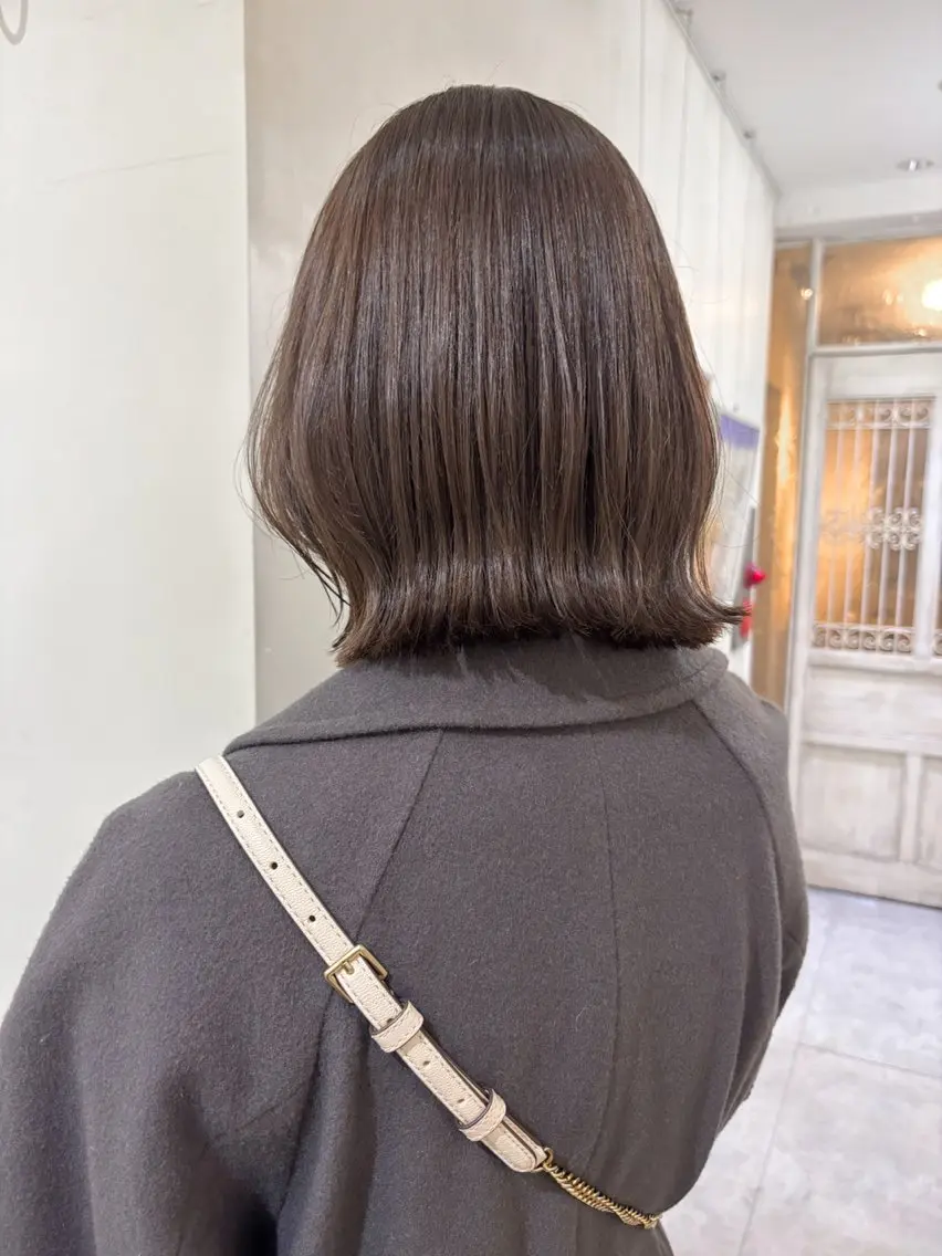 ミディアム カラー 透明感カラー グレージュ ボブ くびれヘア カット ヘアカラー 結莉/ボブ/ 縮毛矯正のヘアスタイル