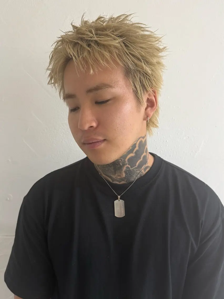 【カットダブルカラー🌈初回限定クーポン】メンズカット➕ブリーチ➕カラー➕毛髪補修トリートメントの写真