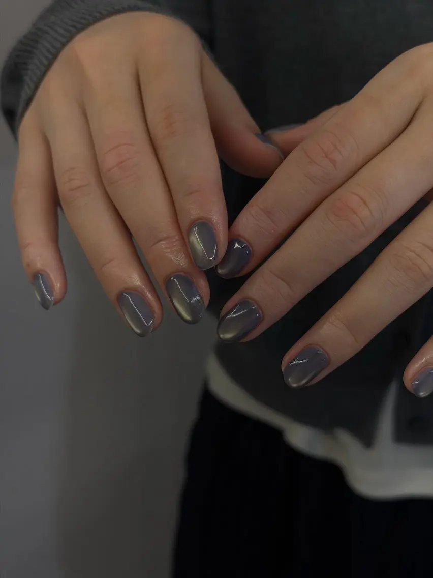 ネイル ブルー ジェルネイル キラキラネイル マグネットネイル ニュアンスネイル ハンドネイル ハンドケア Bana_ Nailのネイルデザイン