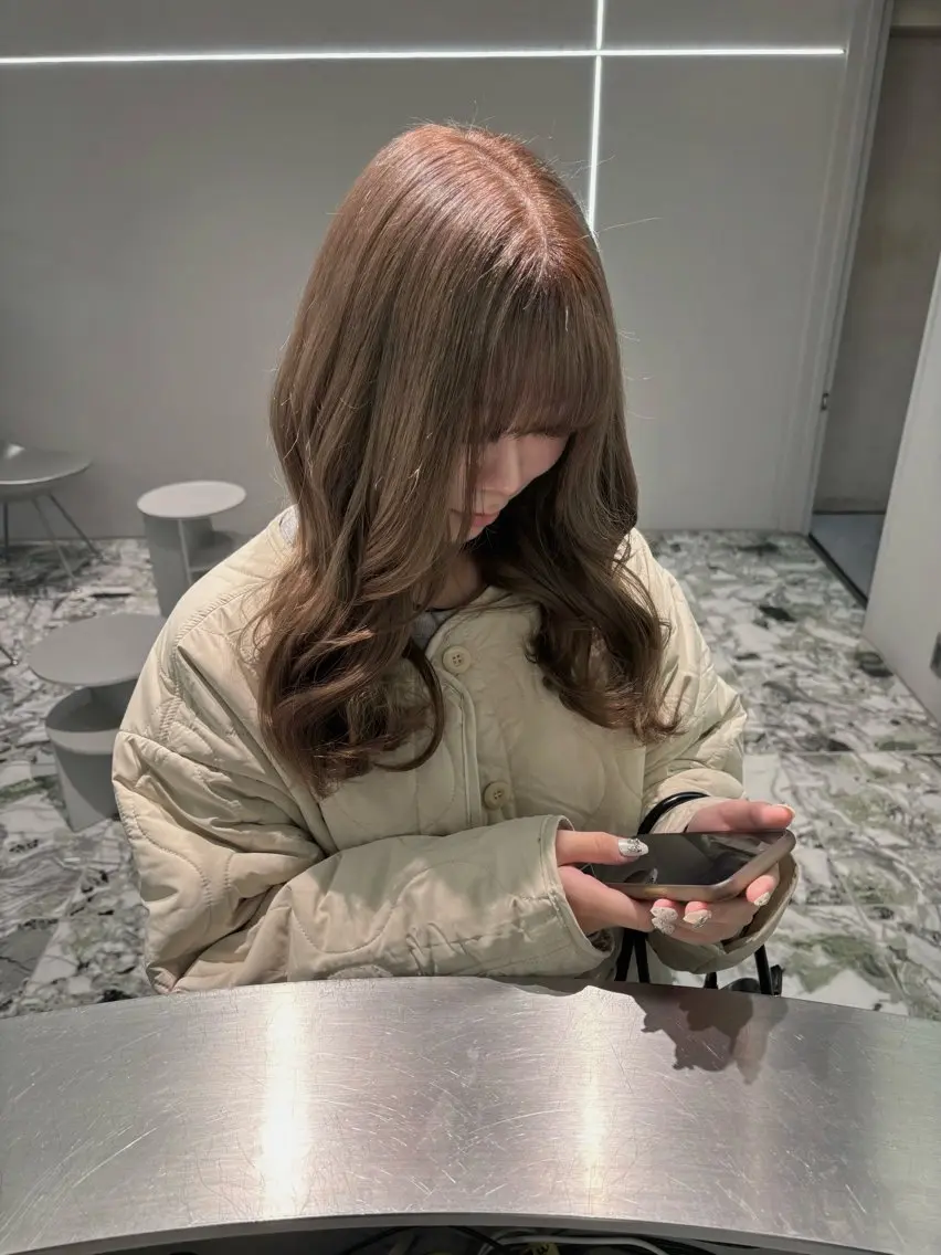 ロング カラー ブラウンカラー ヘーゼル オリーブブラウン 中顔面短縮/小顔 ハイレイヤー/名古屋のヘアスタイル