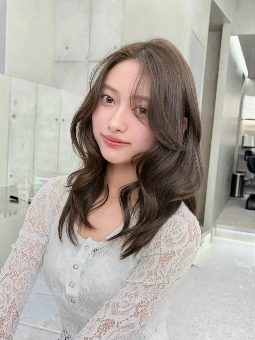 ミディアム ヘアカラー トリートメント 韓国レイヤー ☁️🫧森ハリス誠一のヘアスタイル