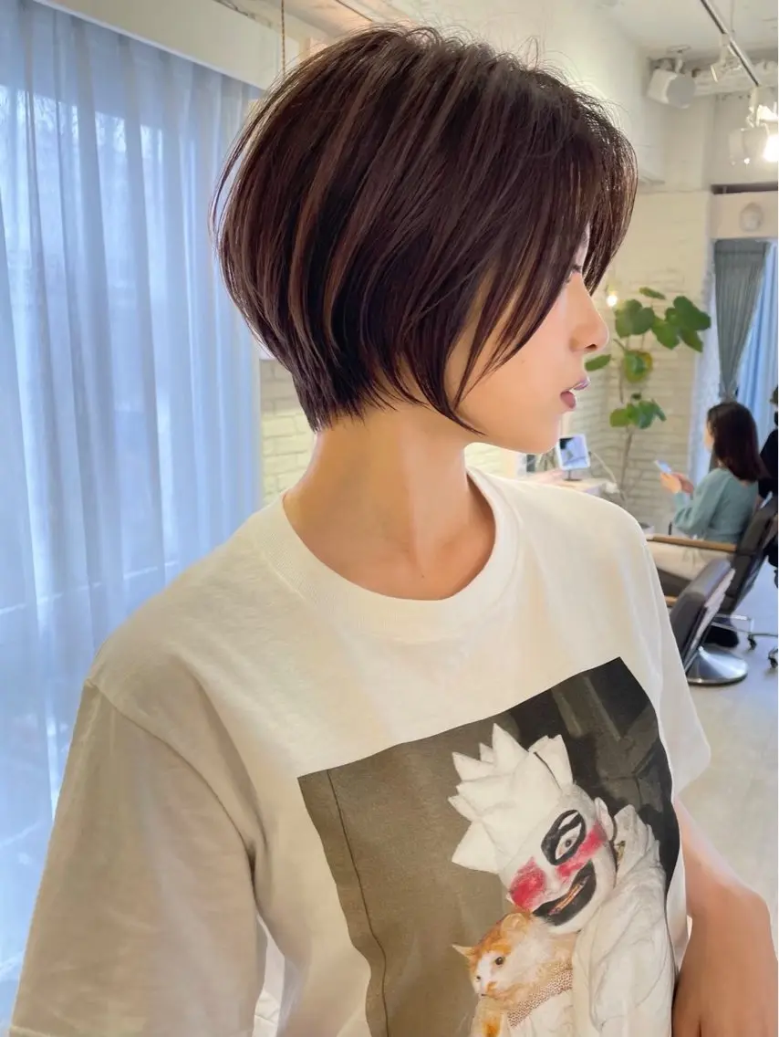 ショート くびれヘア 顔周りカット ハッシュカット 髪質改善 韓国風ヘア カット ヘアカラー トリートメント 博多ベージュ 🐻松井傑のヘアスタイル