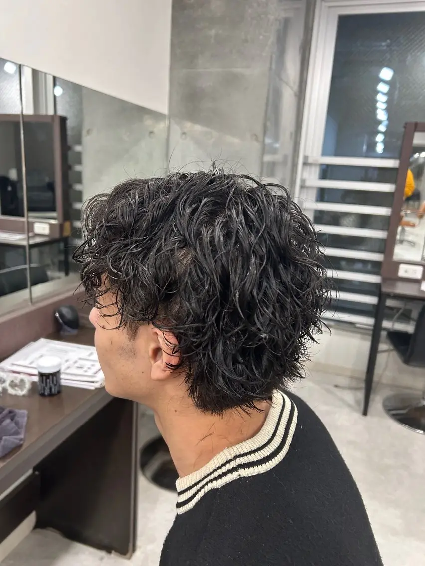 パーマ メンズ カット パーマ トリートメント ヘッドスパ ヘアセット カズキ🌼曲がる 縮毛矯正のヘアスタイル