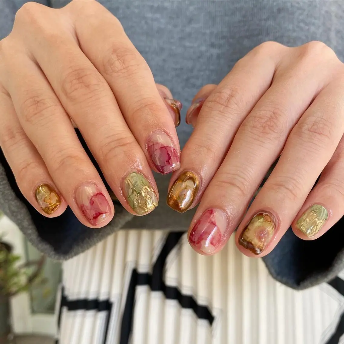 ネイル ハンドネイル 栗林 実莉のネイルデザイン