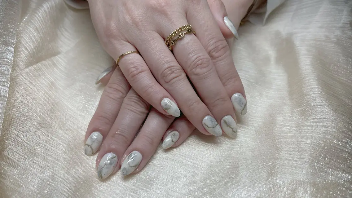 ネイル Azel nail 伊野麗のネイルデザイン