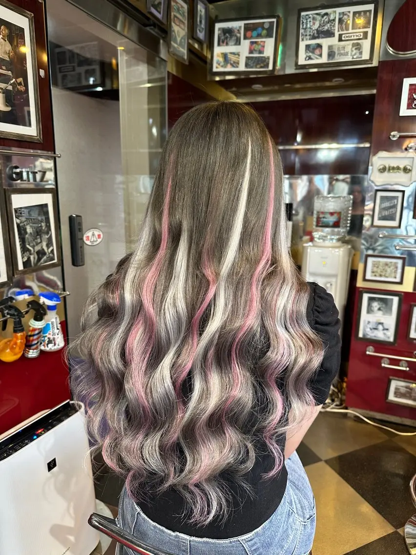 ロング 編み込みエクステ エクステ ヘアカラー トリートメント エクステ レイヤーカット/ カラー/長谷恵花のヘアスタイル
