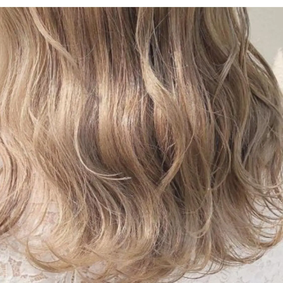 ミディアム 髪の再生請負人 矢野雄三のヘアスタイル