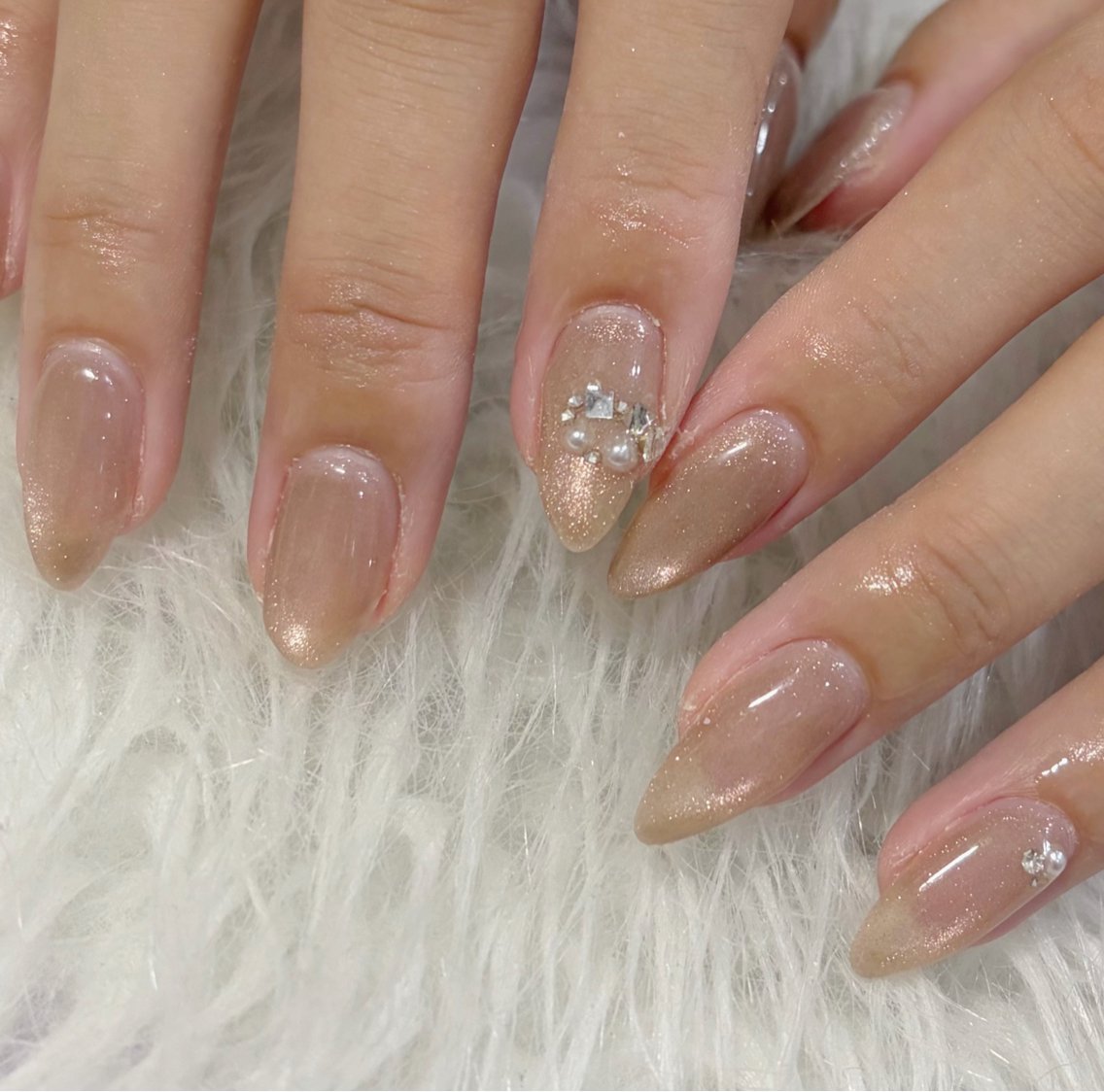 ネイル ハンドネイル LAVISH sakiのネイルデザイン
