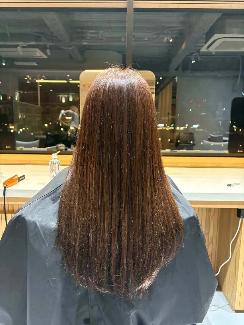 ロング カラー ヘアアレンジ ブラウンカラー ショコラブラウン 植林 奨のヘアスタイル