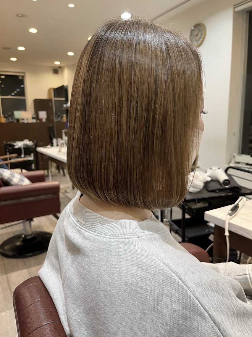 ミディアム 川口 【Lilou】のヘアスタイル