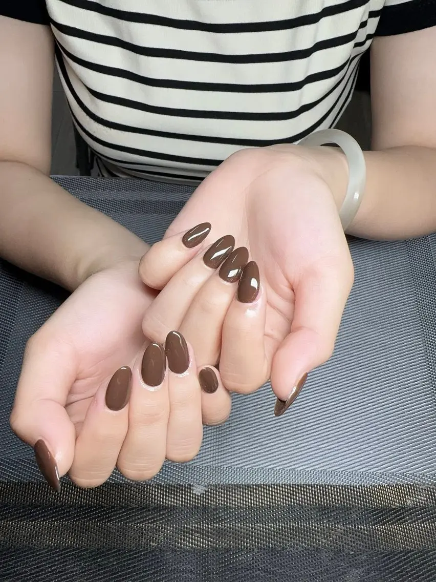 ネイル チークネイル フレンチネイル グラデーション キラキラネイル 韓国ネイル Minette nailHuongのネイルデザイン