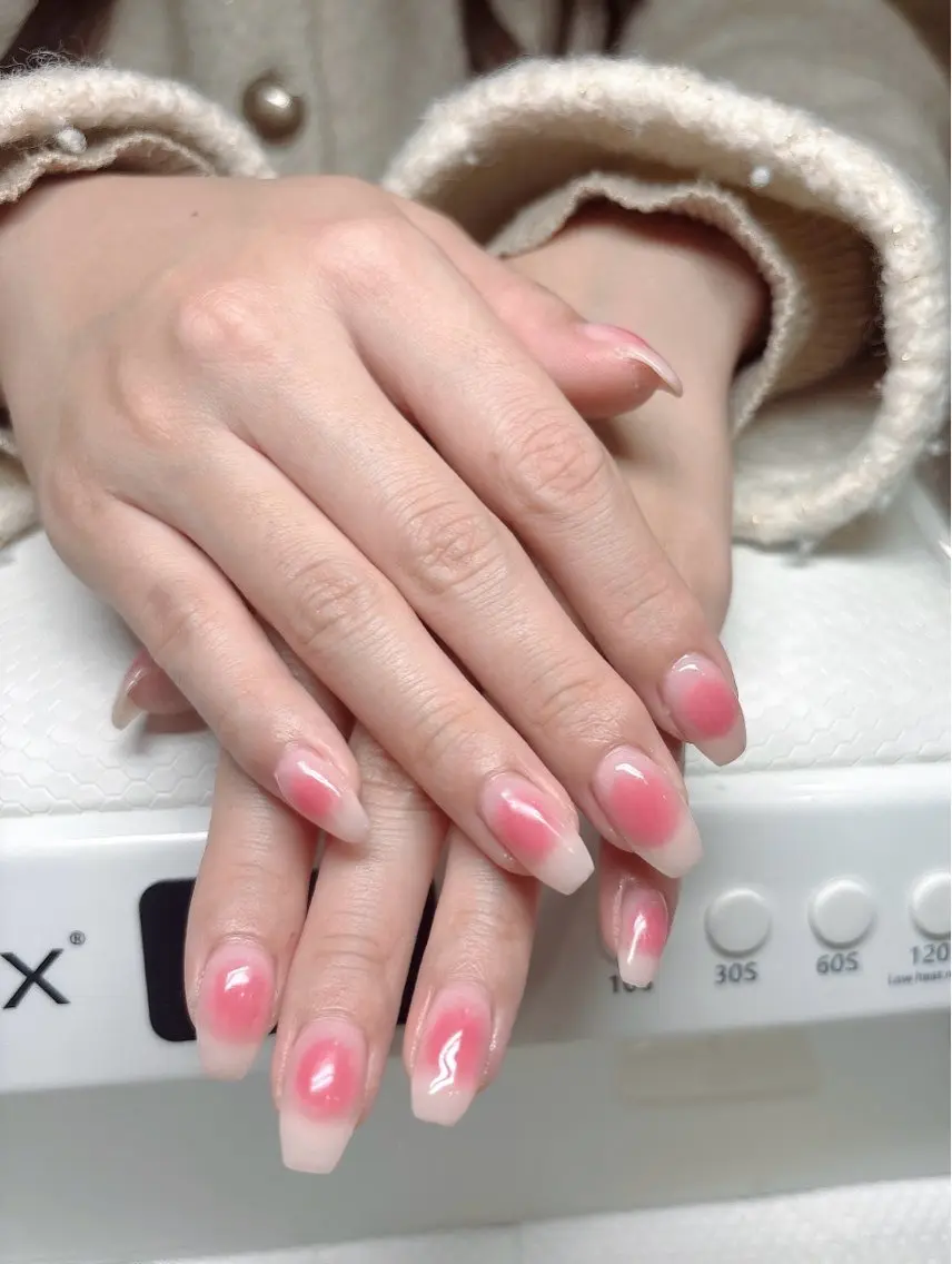 ネイル グラデーション LYYM Salonのネイルデザイン