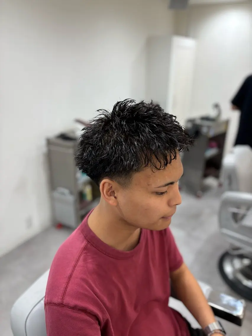 ショート パーマ メンズ メンズパーマ カット パーマ 深澤 知樹のヘアスタイル