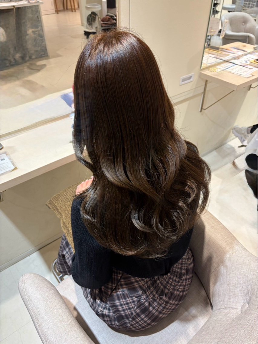 ミニモ限定‎𖤐 ̖́-‬ レディースカット＋カラーの写真