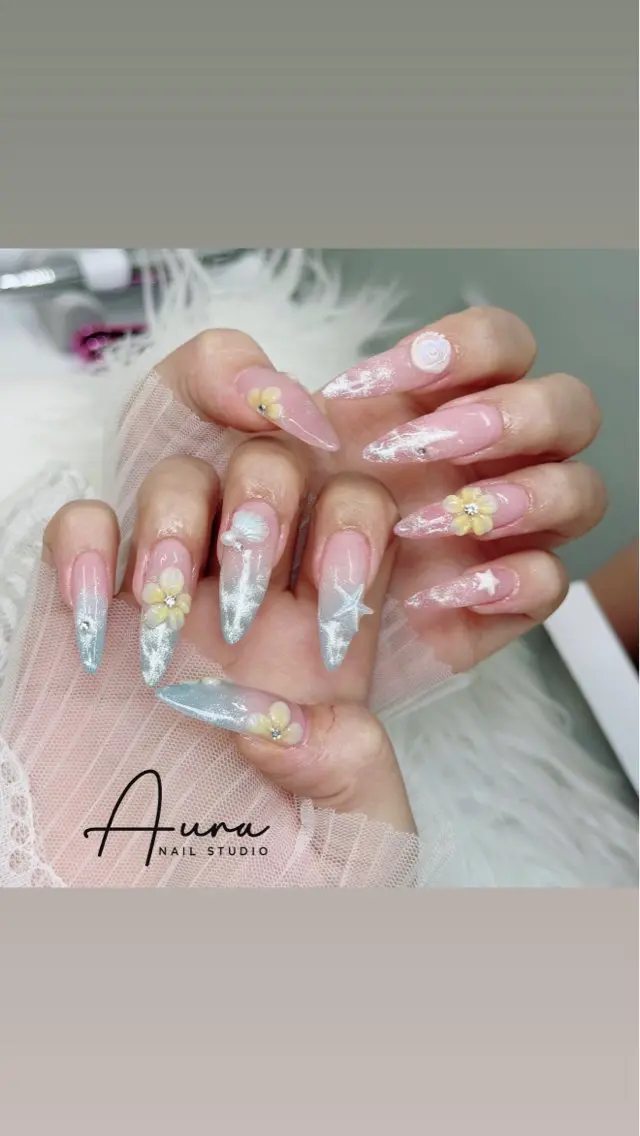 ネイル ハンドネイル Aura Nail Studioのネイルデザイン