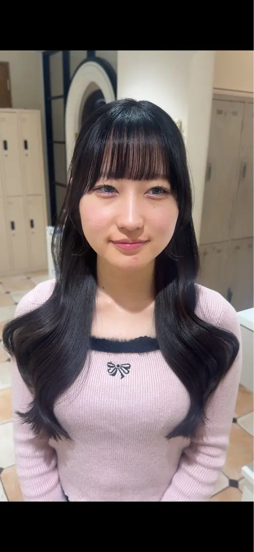 ミディアム カット トリートメント 顔まわりカット 前髪カット安井楽人のヘアスタイル