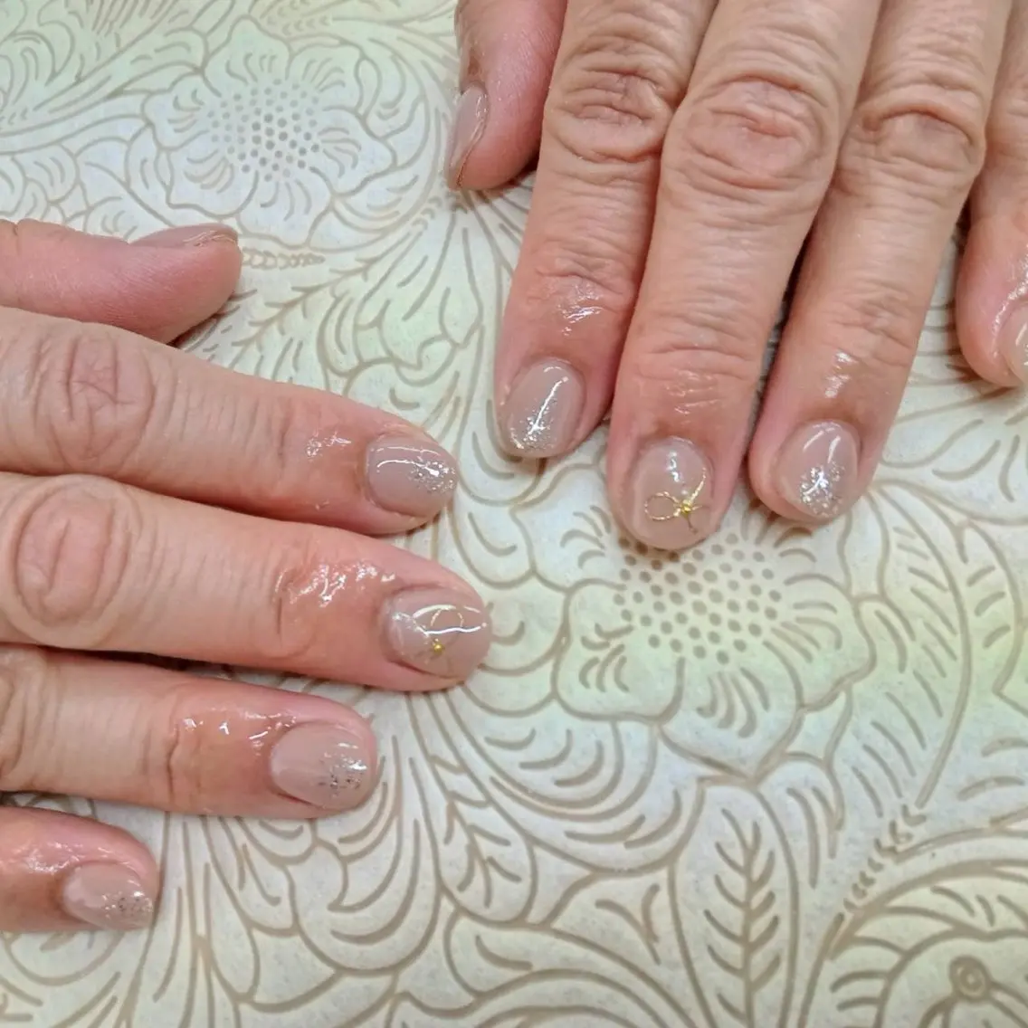 ネイル フラワーネイル precious nail roomのネイルデザイン