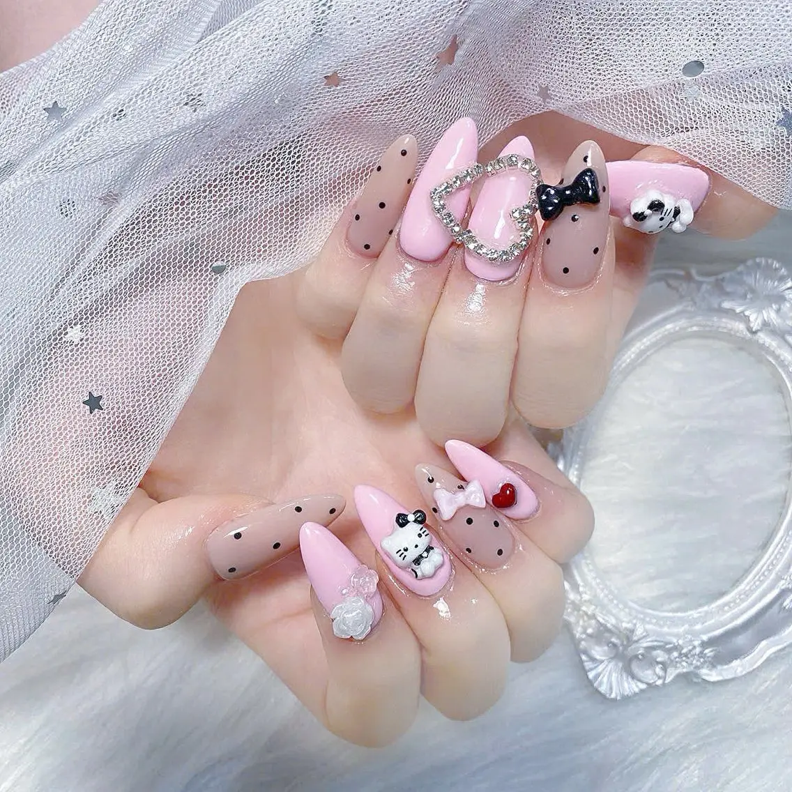 カラー Rin Hana Nailのネイルデザイン