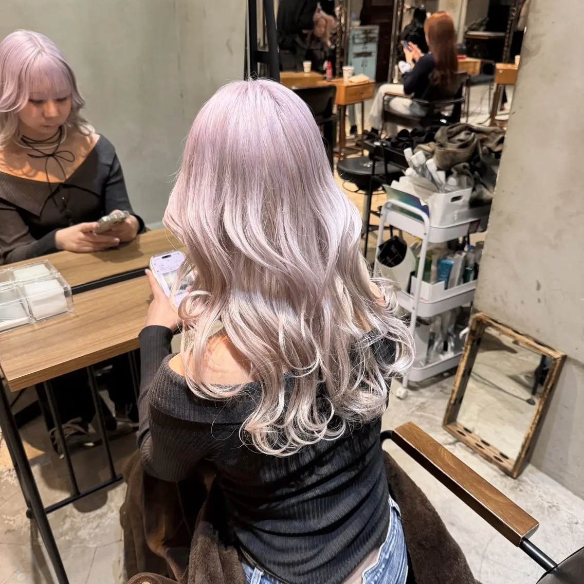 ロング カラー ブリーチ ブロンド ホワイトブロンド ⚜️ブリーチ× 透明感✨Hayatoのヘアスタイル