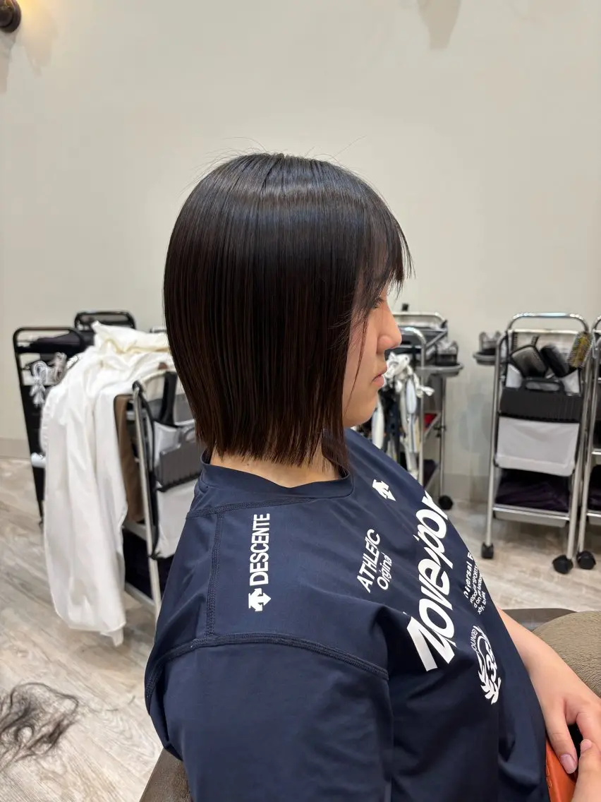 ミディアム カット 加藤 優子のヘアスタイル
