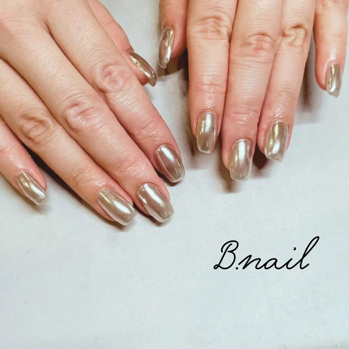 ネイル ゴールド ミラーネイル ワンカラーネイル ハンドネイル B.nail | cocoroのネイルデザイン