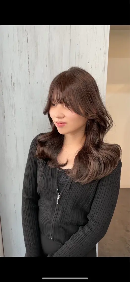 セミロング カット ヘアカラー トリートメント 韓国ヘア🤍🇰🇷 🫶🏻吉満のヘアスタイル